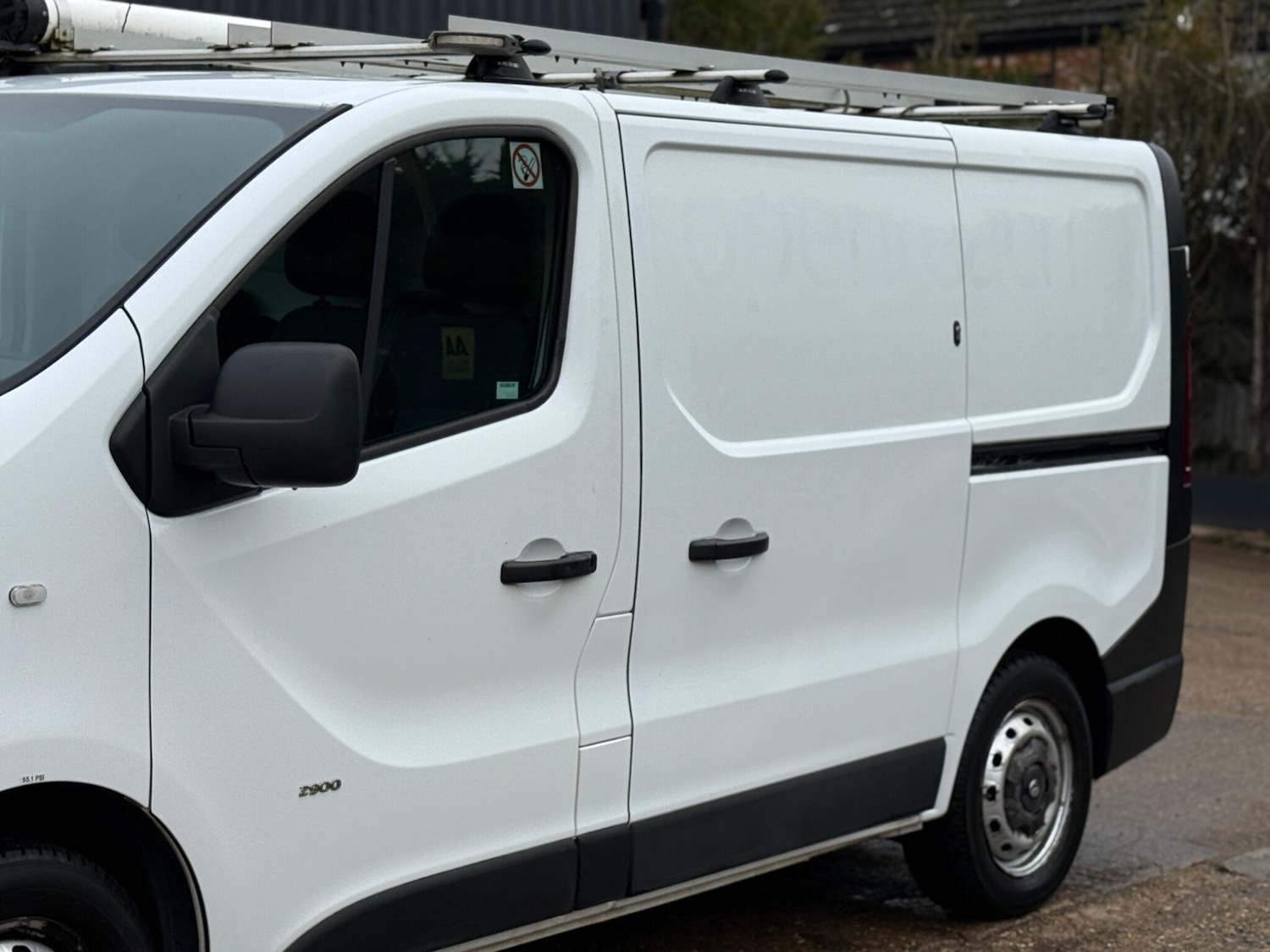 Used Vauxhall Vivaro 2016 for sale - 77323967: Photo 24