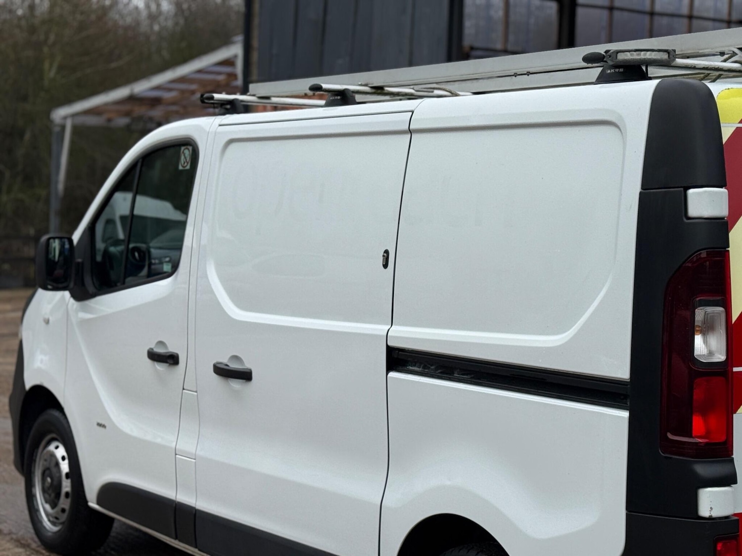 Used Vauxhall Vivaro 2016 for sale - 77323967: Photo 27