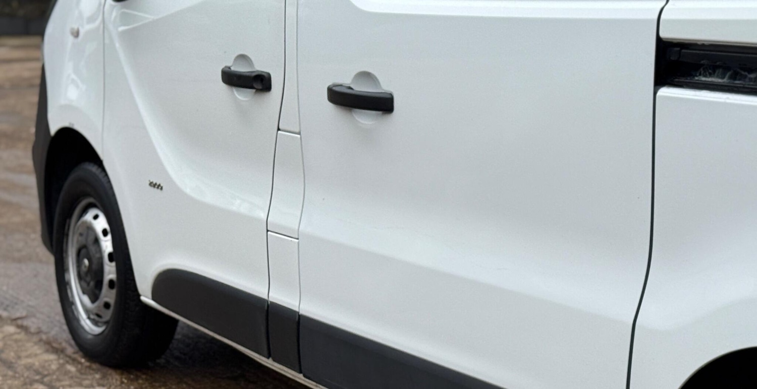 Used Vauxhall Vivaro 2016 for sale - 77323967: Photo 28