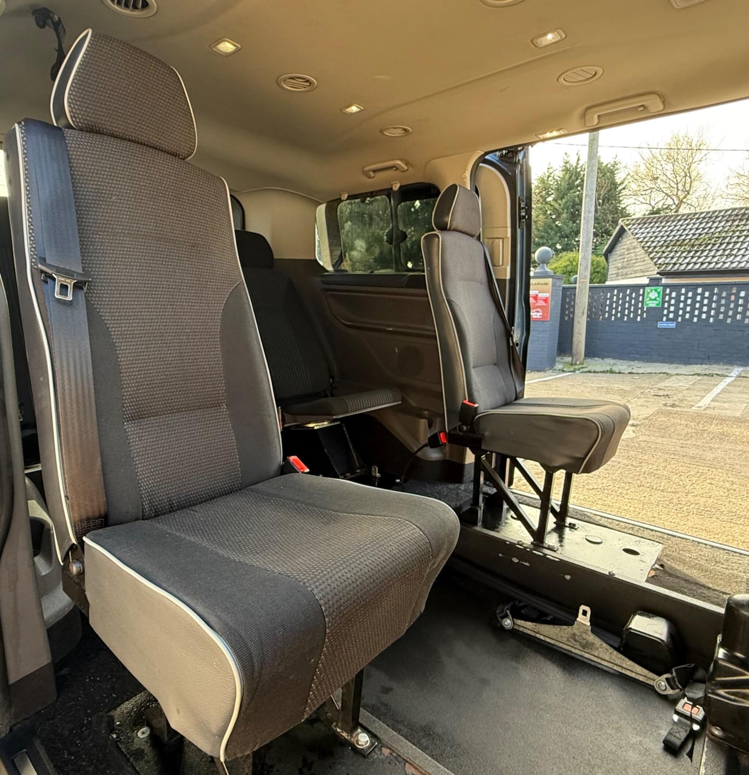 Used Ford Tourneo Custom 2018 for sale - 76638001: Photo 15