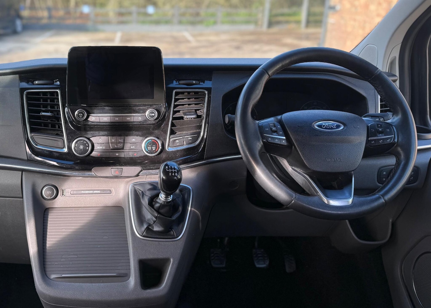 Used Ford Tourneo Custom 2018 for sale - 76638001: Photo 16