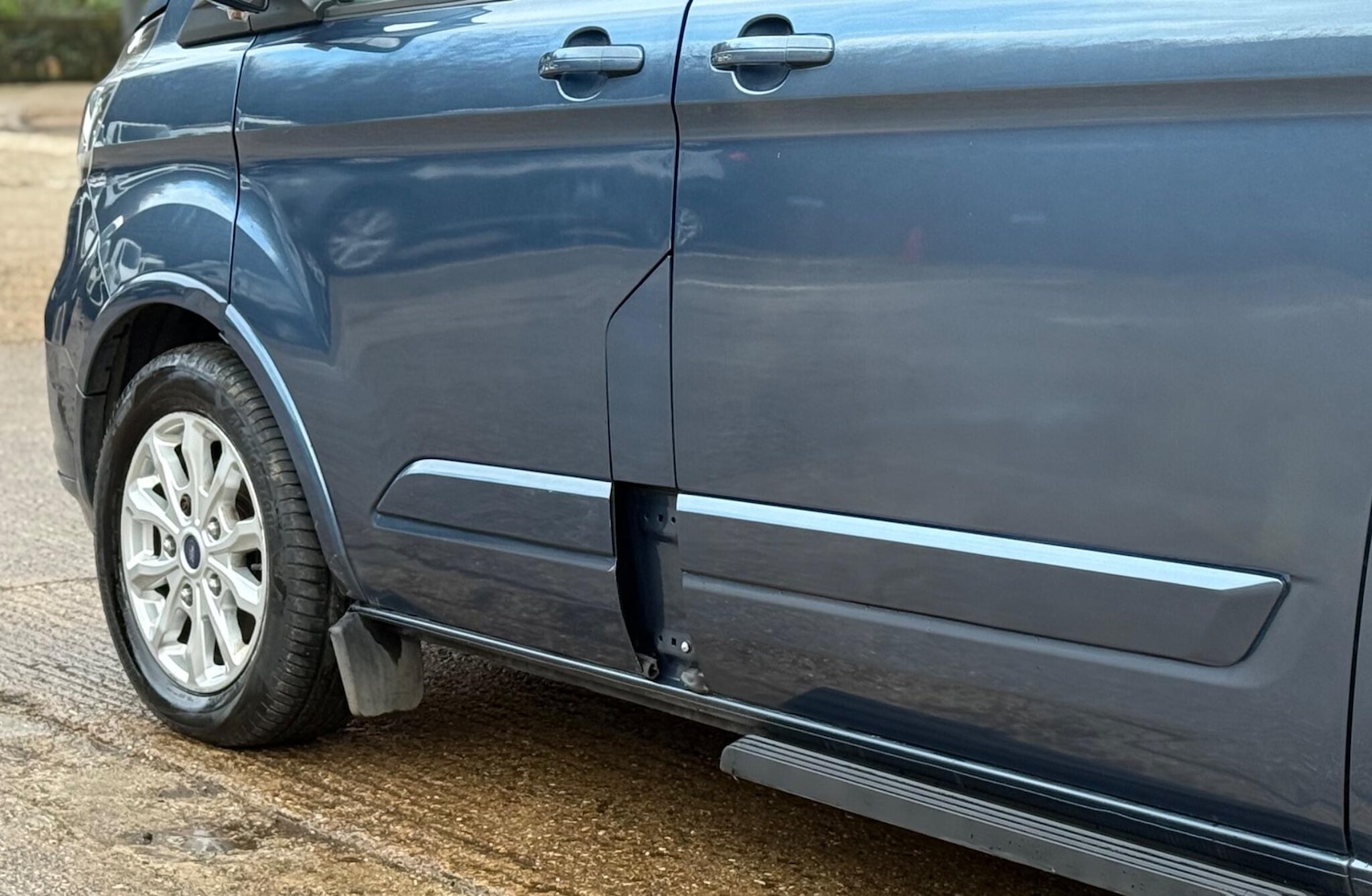 Used Ford Tourneo Custom 2018 for sale - 76638001: Photo 37