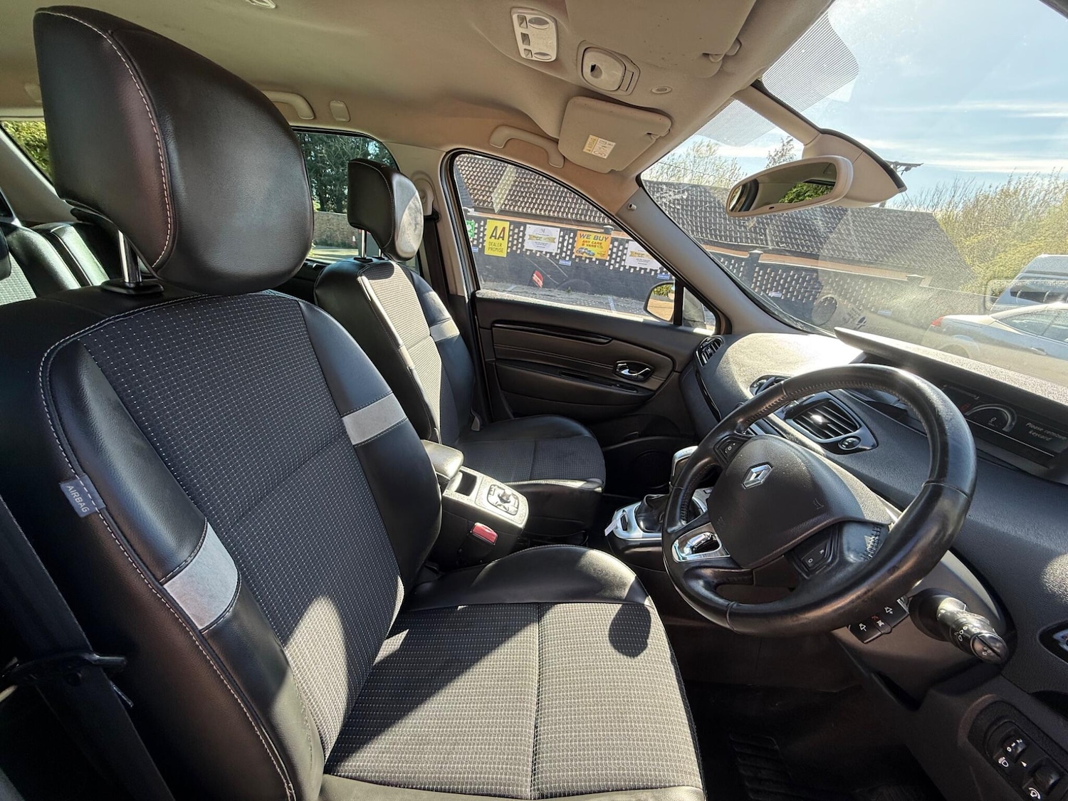 Used Renault Grand Scenic 2015 for sale - 78145735: Photo 13