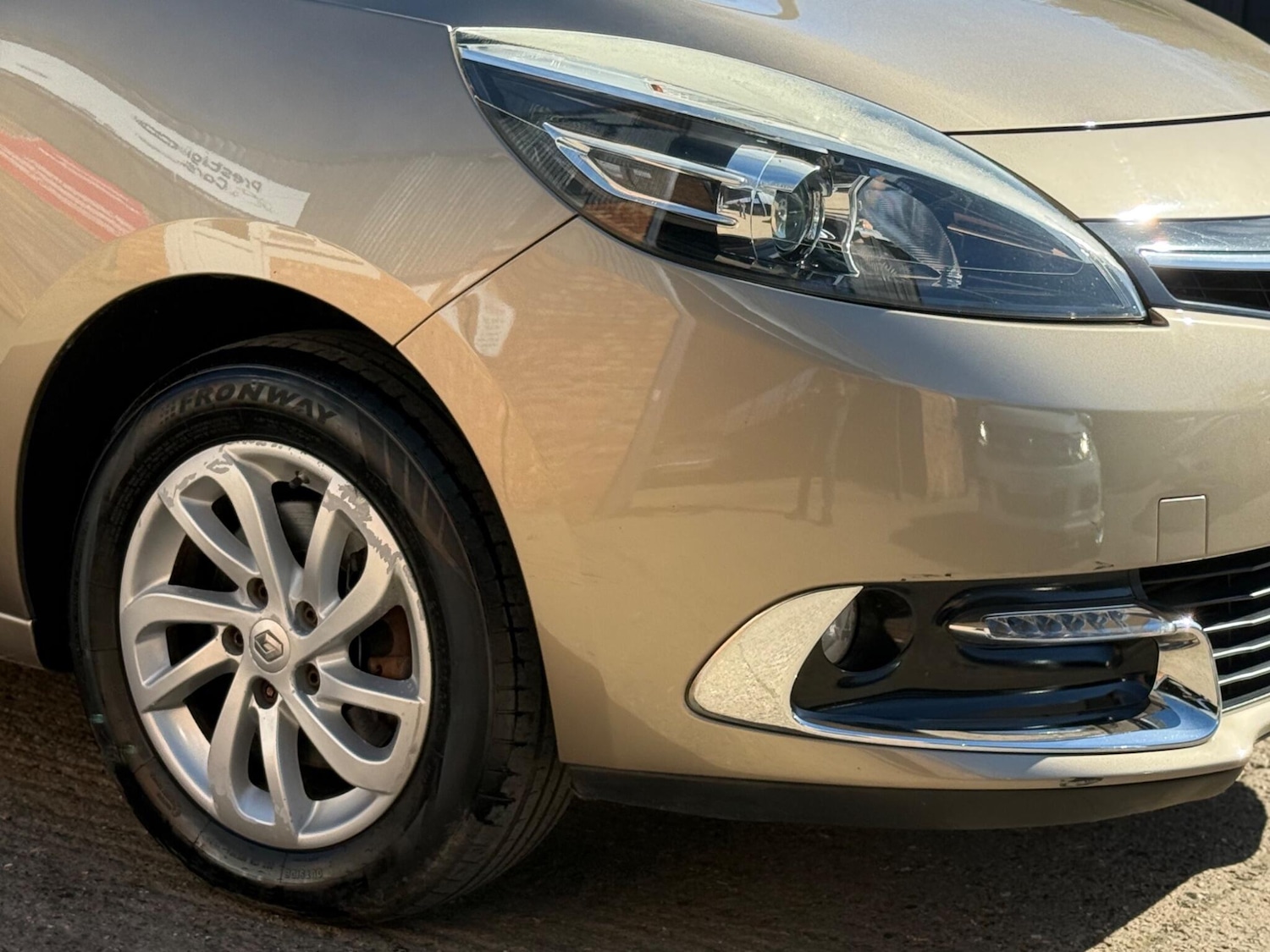 Used Renault Grand Scenic 2015 for sale - 78145735: Photo 21