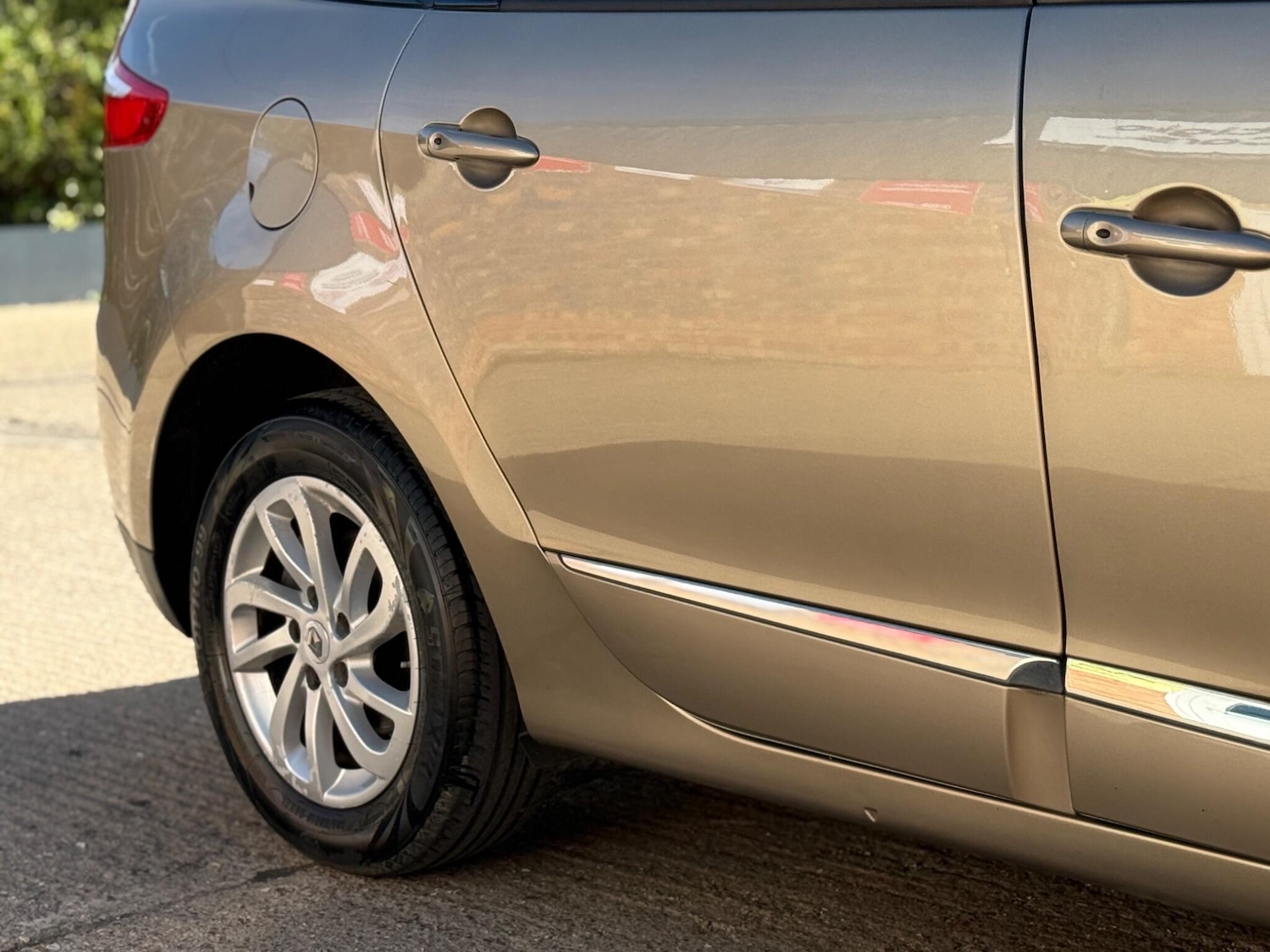 Used Renault Grand Scenic 2015 for sale - 78145735: Photo 23