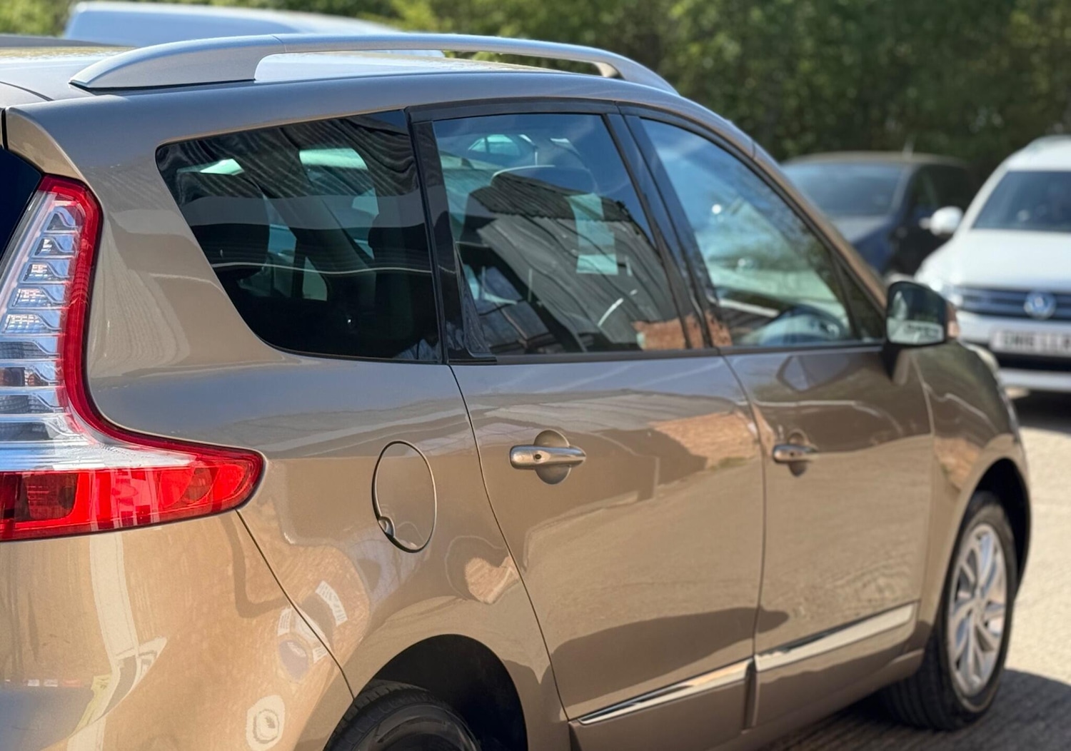 Used Renault Grand Scenic 2015 for sale - 78145735: Photo 31