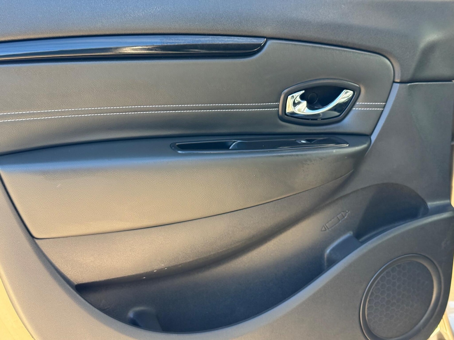 Used Renault Grand Scenic 2015 for sale - 78145735: Photo 35