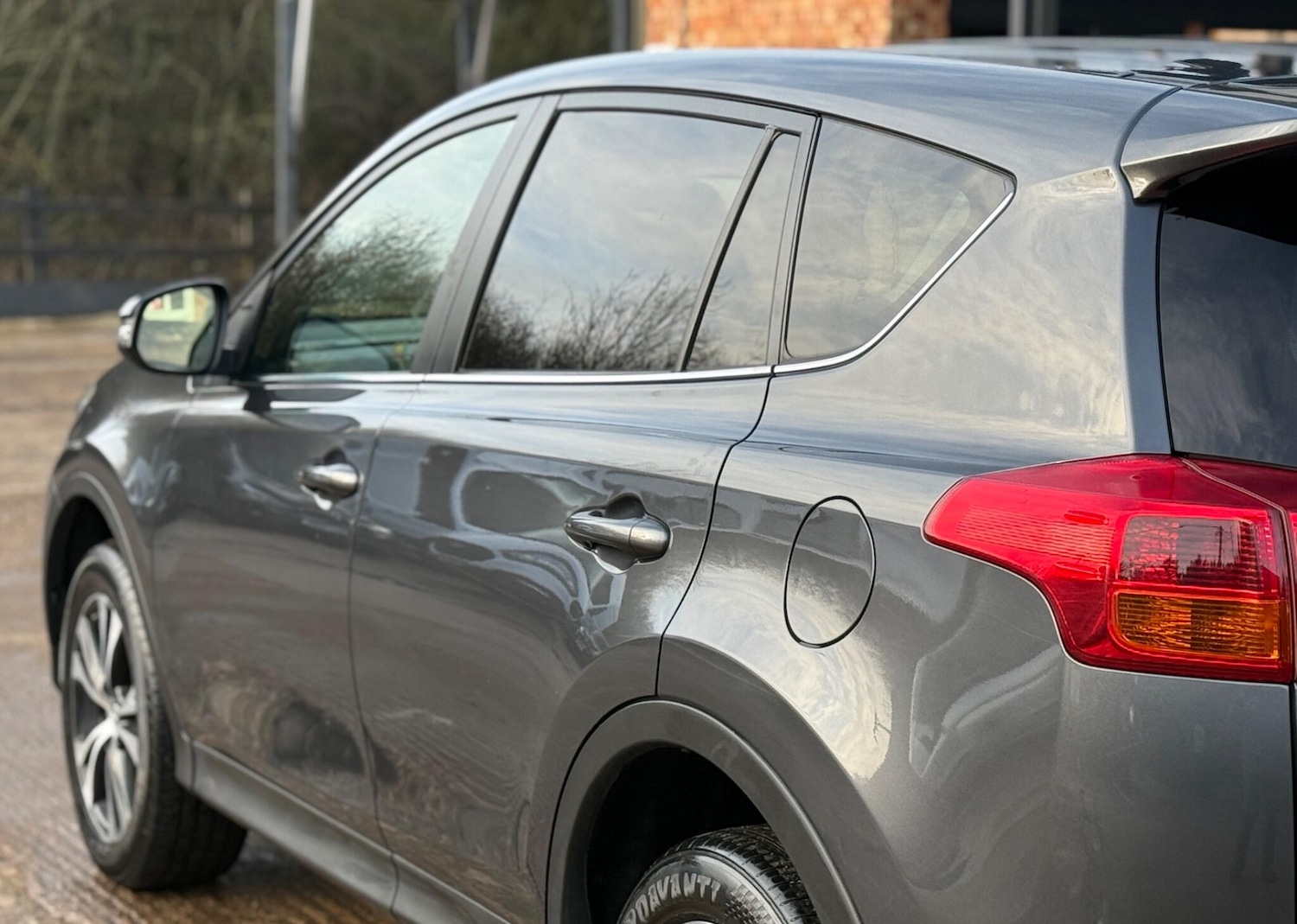 Used Toyota RAV4 2014 for sale - 77382081: Photo 28