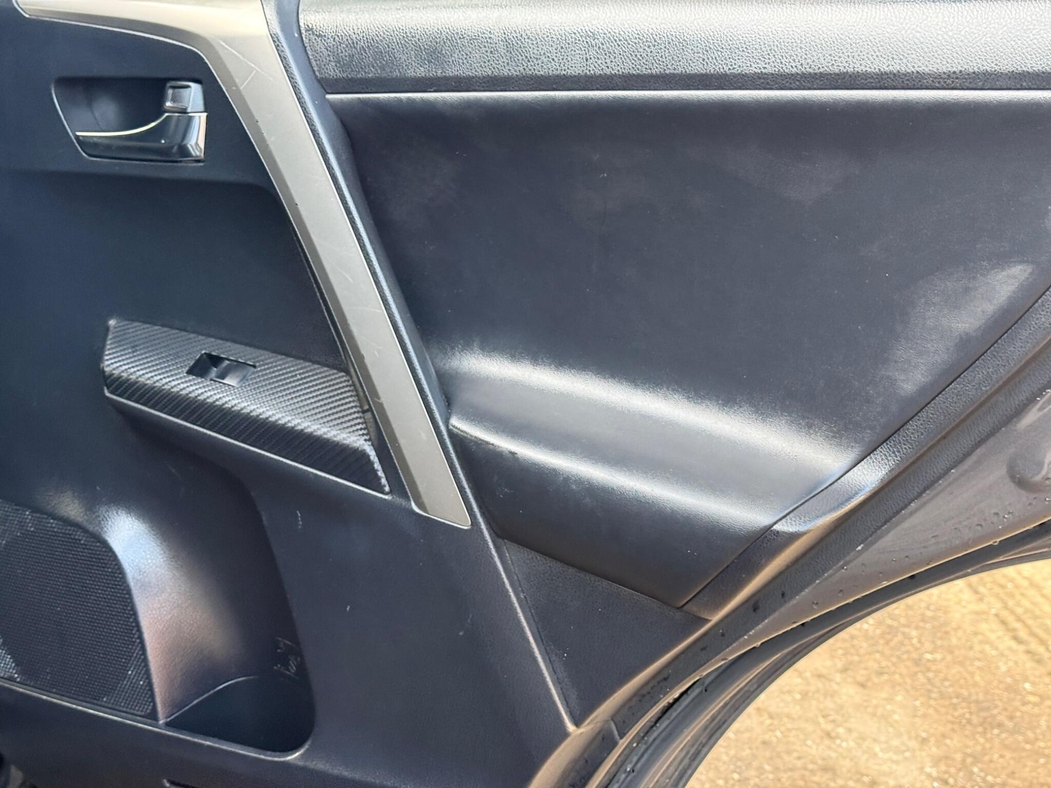 Used Toyota RAV4 2014 for sale - 77382081: Photo 40