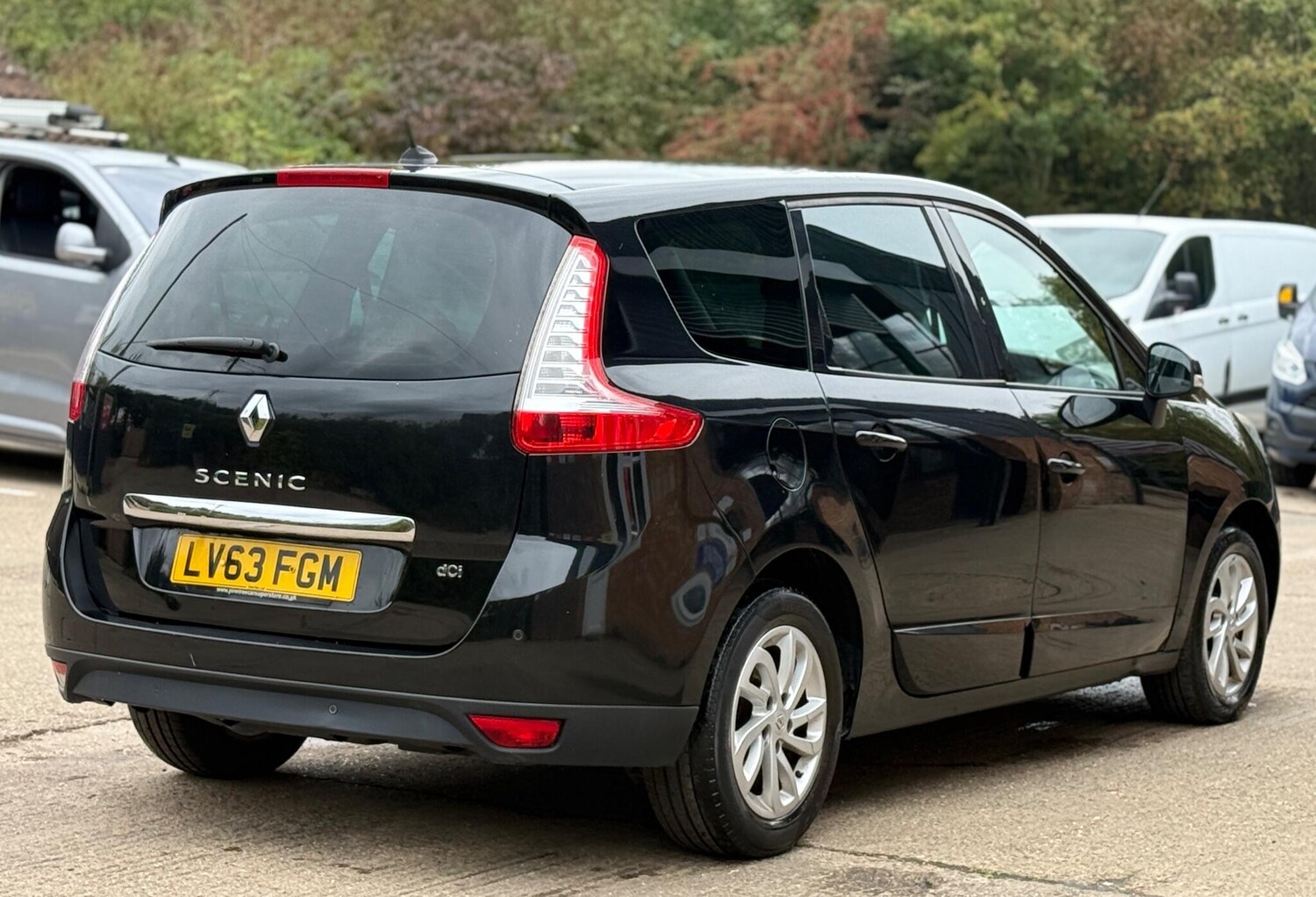 Used Renault Grand Scenic 2013 for sale - 76595684: Photo 11