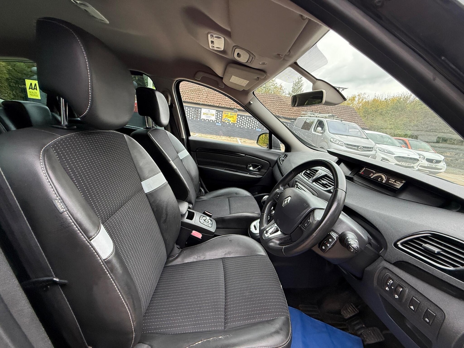 Used Renault Grand Scenic 2013 for sale - 76595684: Photo 14