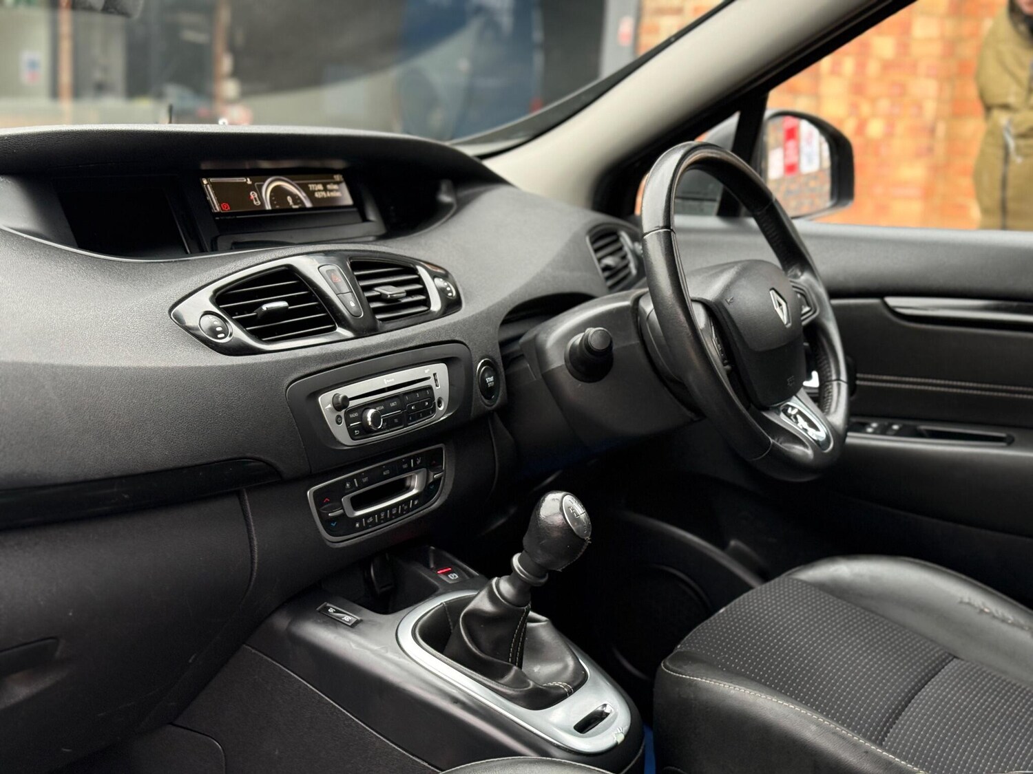 Used Renault Grand Scenic 2013 for sale - 76595684: Photo 15