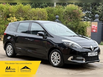 (63) - 1.6 dCi Dynamique TomTom Euro 5 (s/s) 5dr