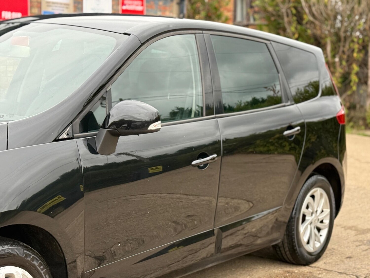 Used Renault Grand Scenic 2013 for sale - 76595684: Photo 25