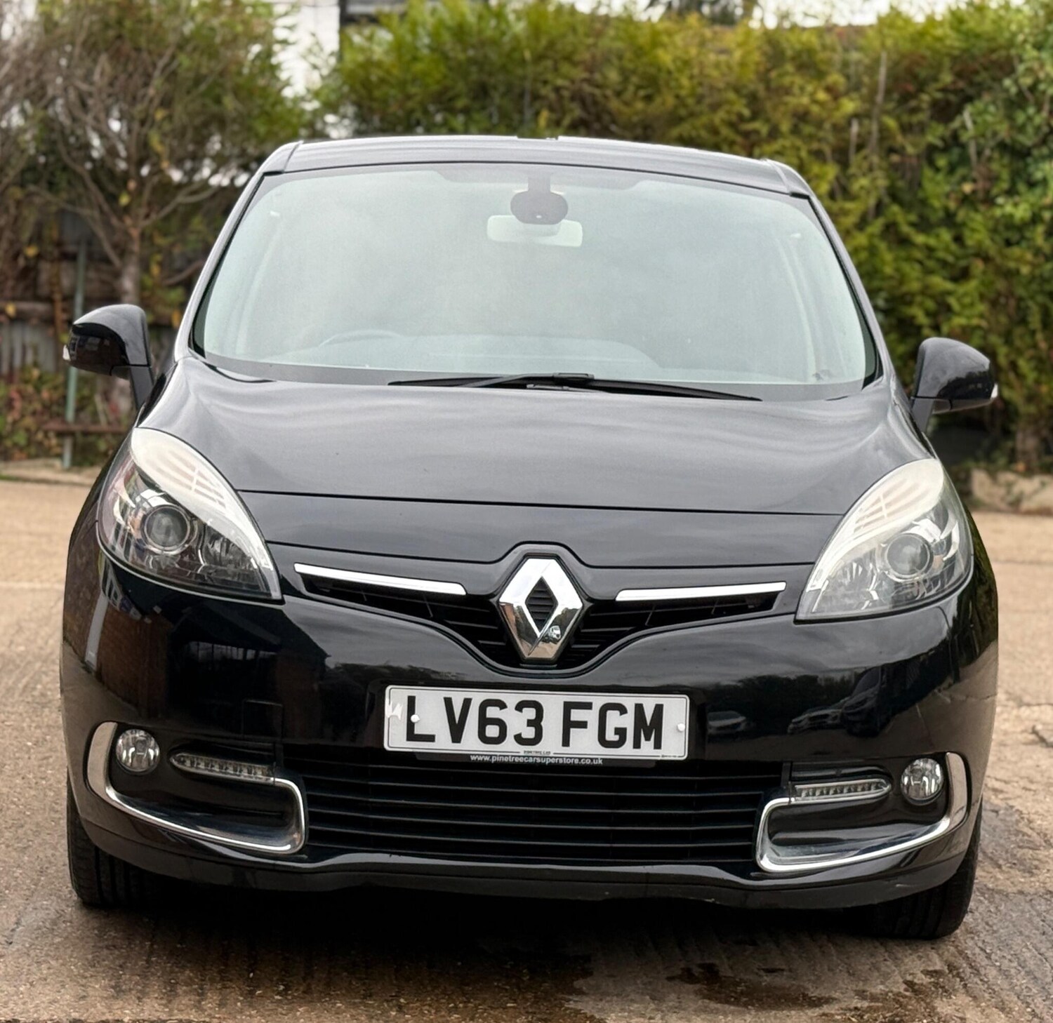 Used Renault Grand Scenic 2013 for sale - 76595684: Photo 3