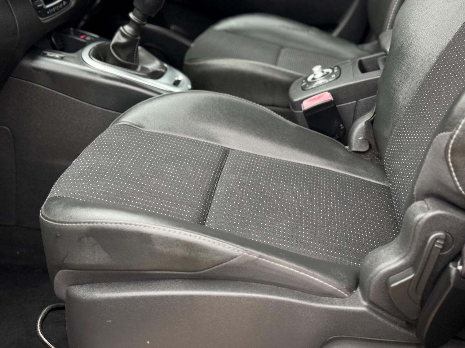 Used Renault Grand Scenic 2013 for sale - 76595684: Photo 34