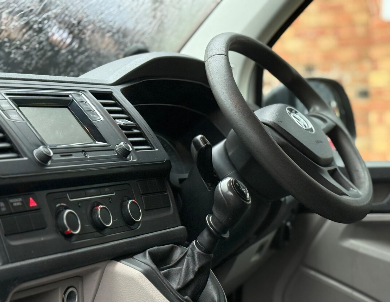 Used Volkswagen Transporter 2018 for sale - 77533687: Photo 10