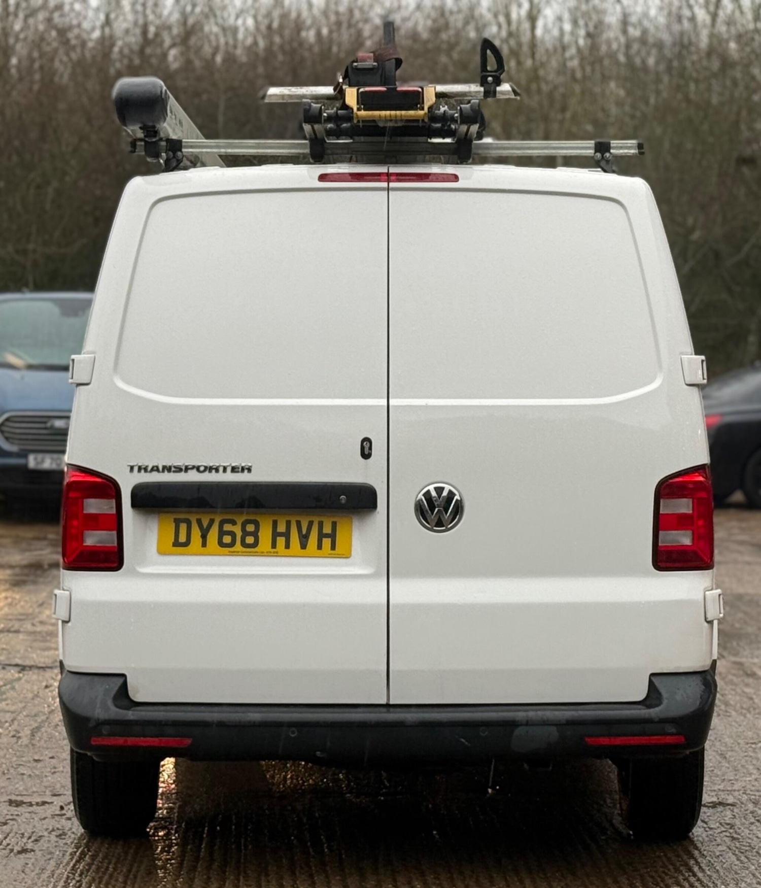 Used Volkswagen Transporter 2018 for sale - 77533687: Photo 3