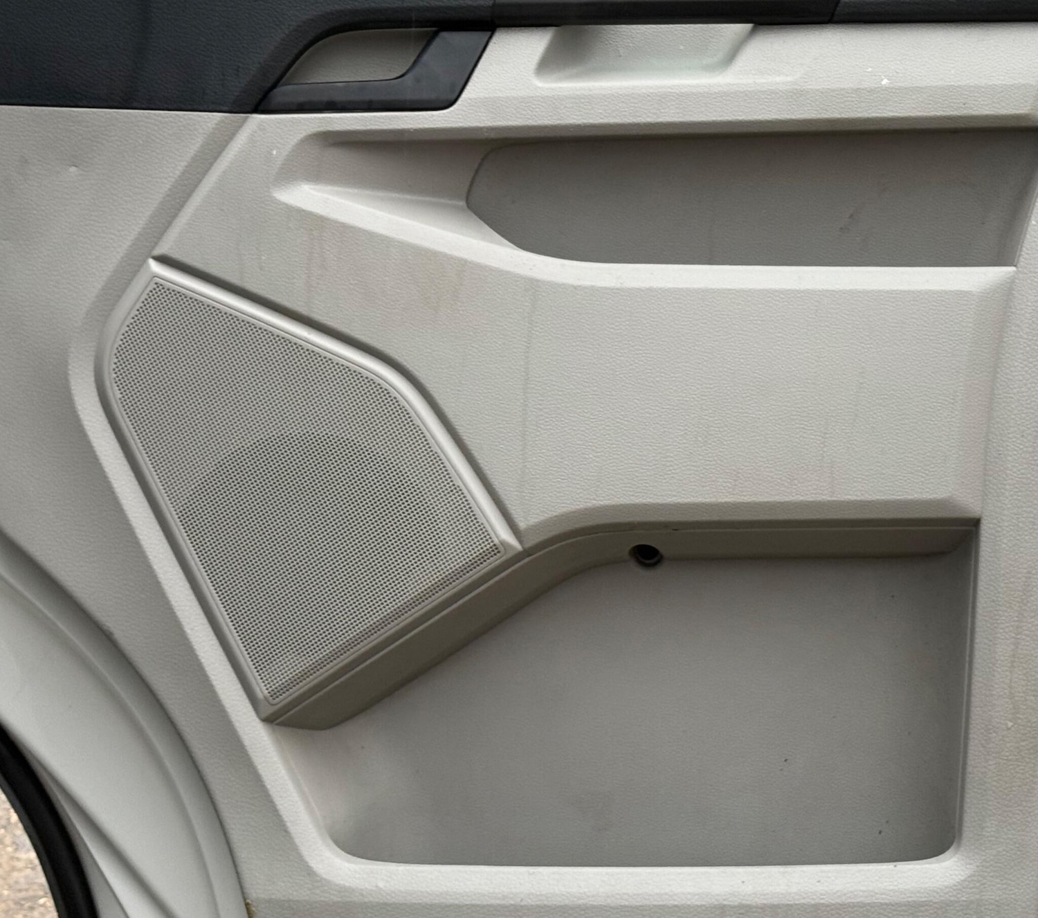 Used Volkswagen Transporter 2018 for sale - 77533687: Photo 9