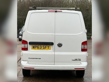 Used Volkswagen Transporter 2013 for sale - 77026680: Photo