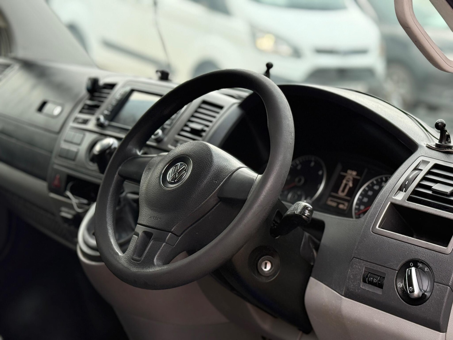 Used Volkswagen Transporter 2013 for sale - 77026680: Photo 9