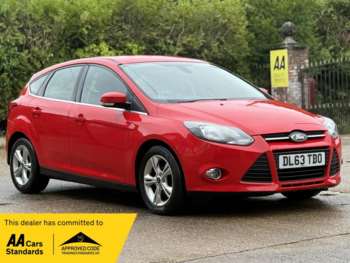 2014 (63) - 1.0T EcoBoost Zetec Euro 5 (s/s) 5dr
