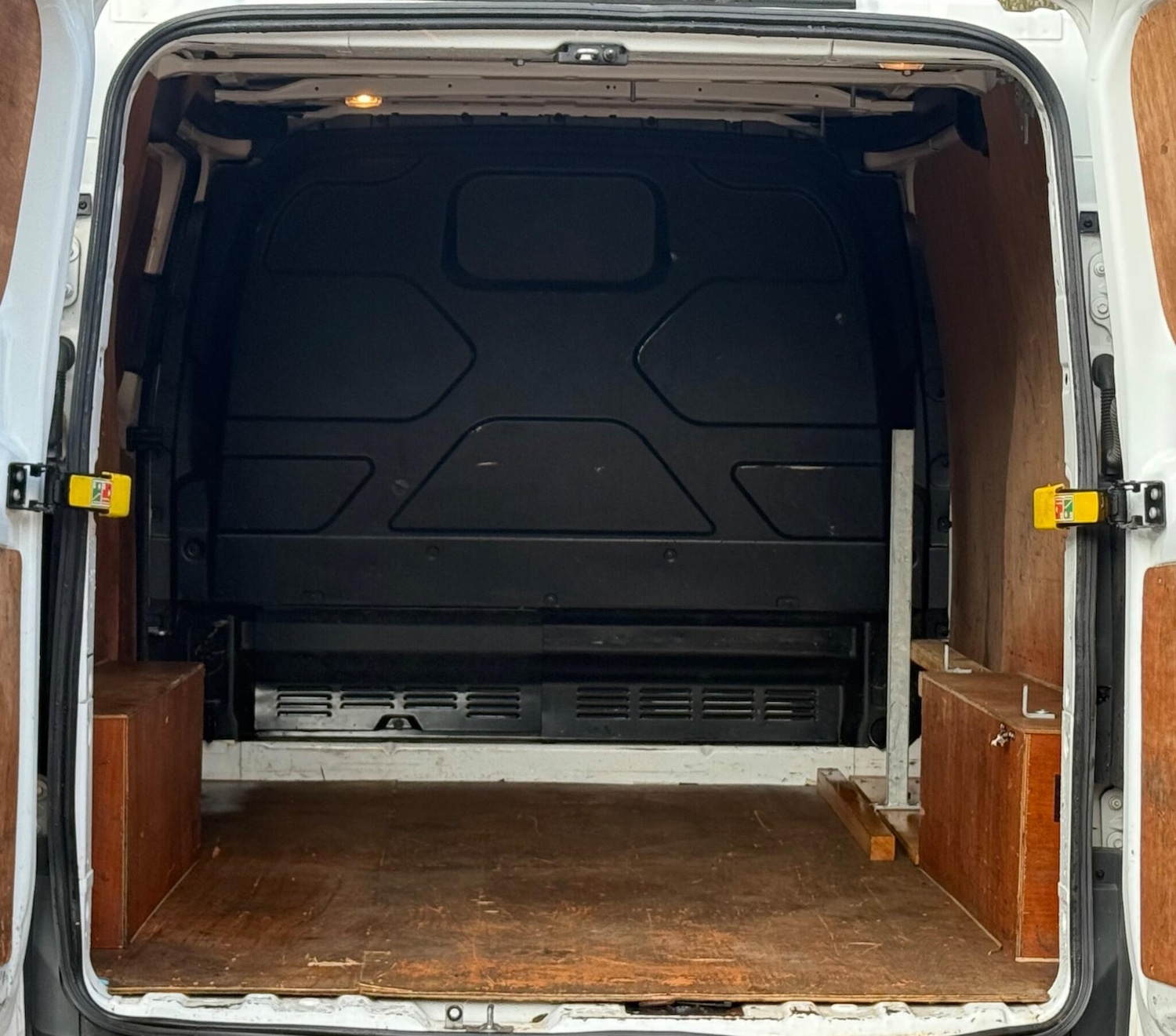 Used Ford Transit Custom 2017 for sale - 77431785: Photo 12