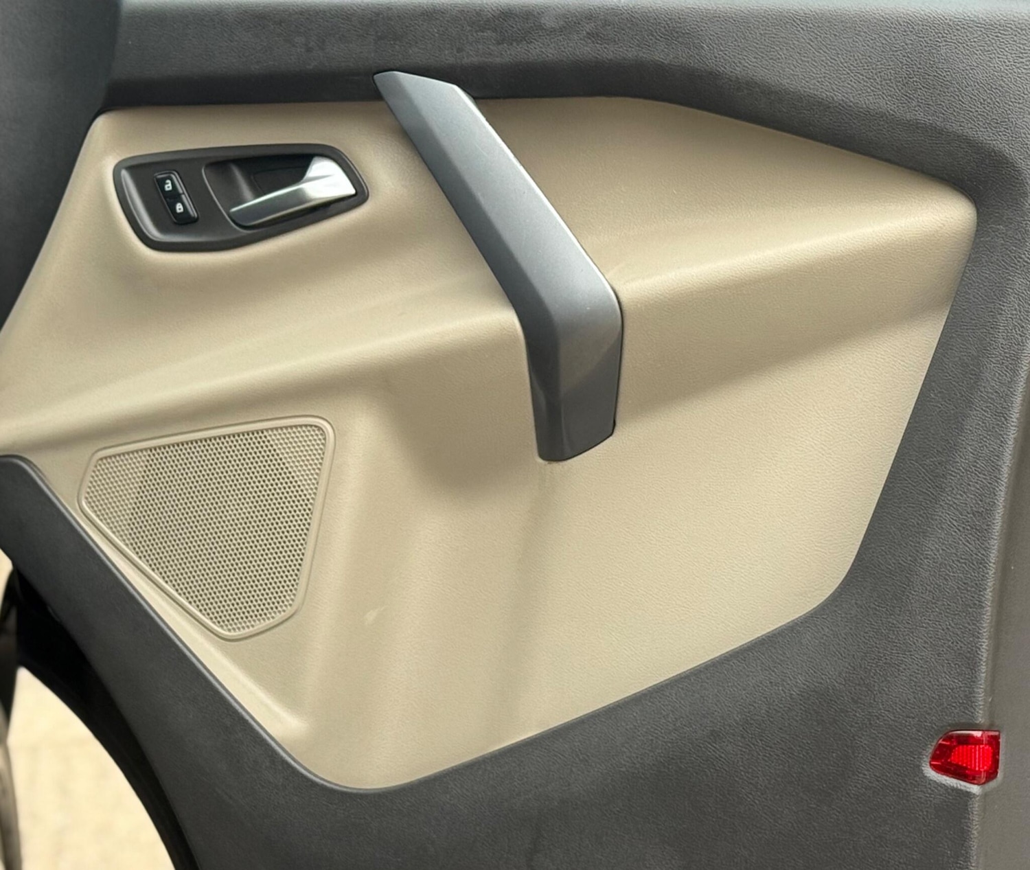 Used Ford Tourneo Custom 2018 for sale - 75995619: Photo 15