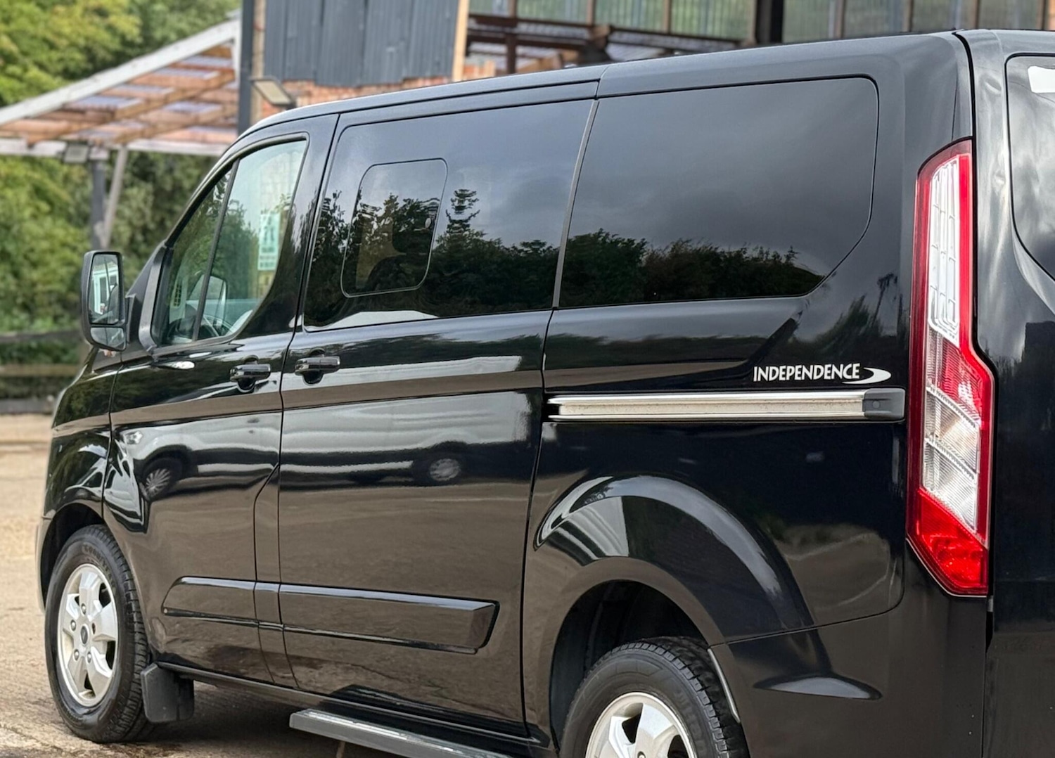 Used Ford Tourneo Custom 2018 for sale - 75995619: Photo 33