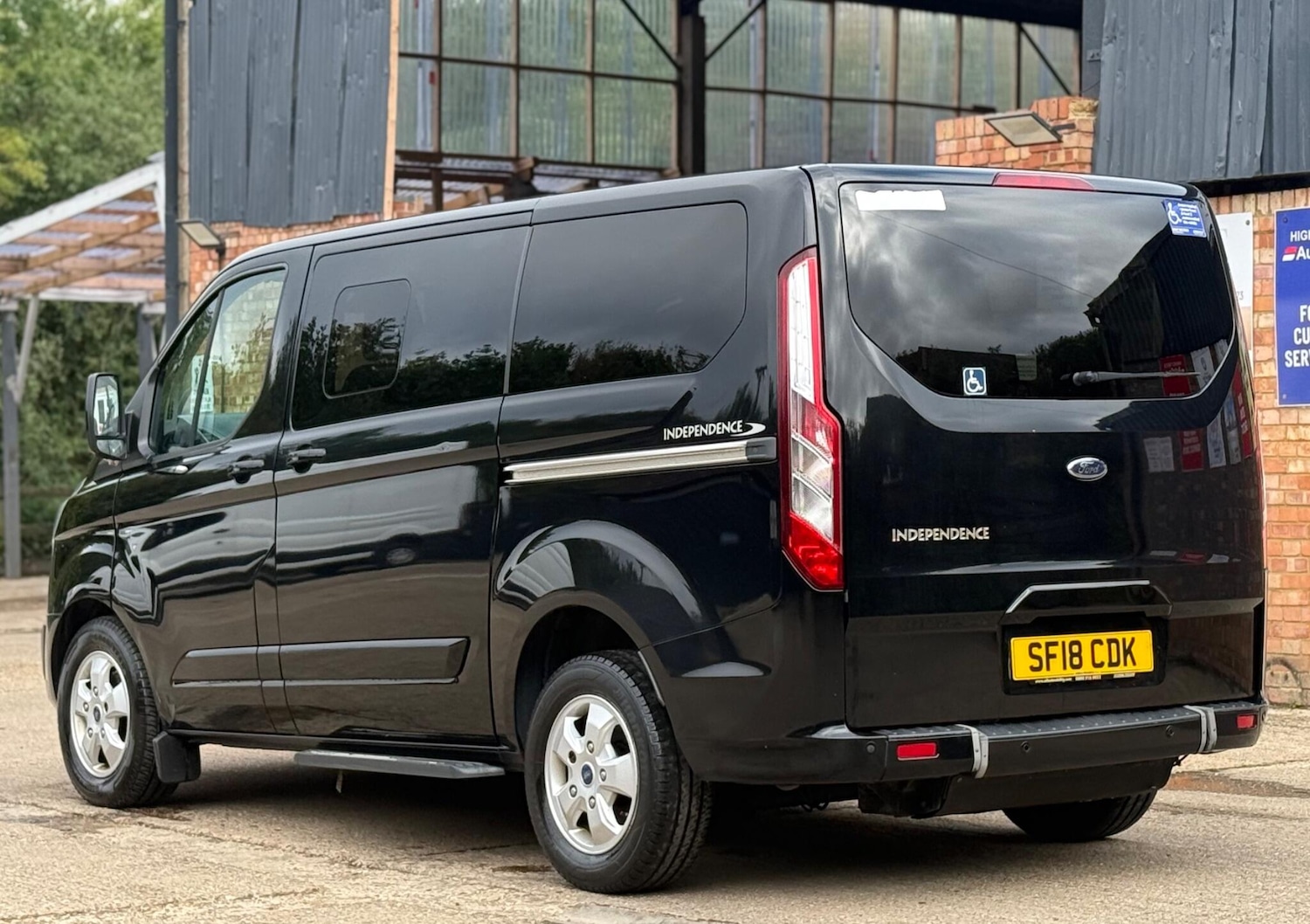 Used Ford Tourneo Custom 2018 for sale - 75995619: Photo 9