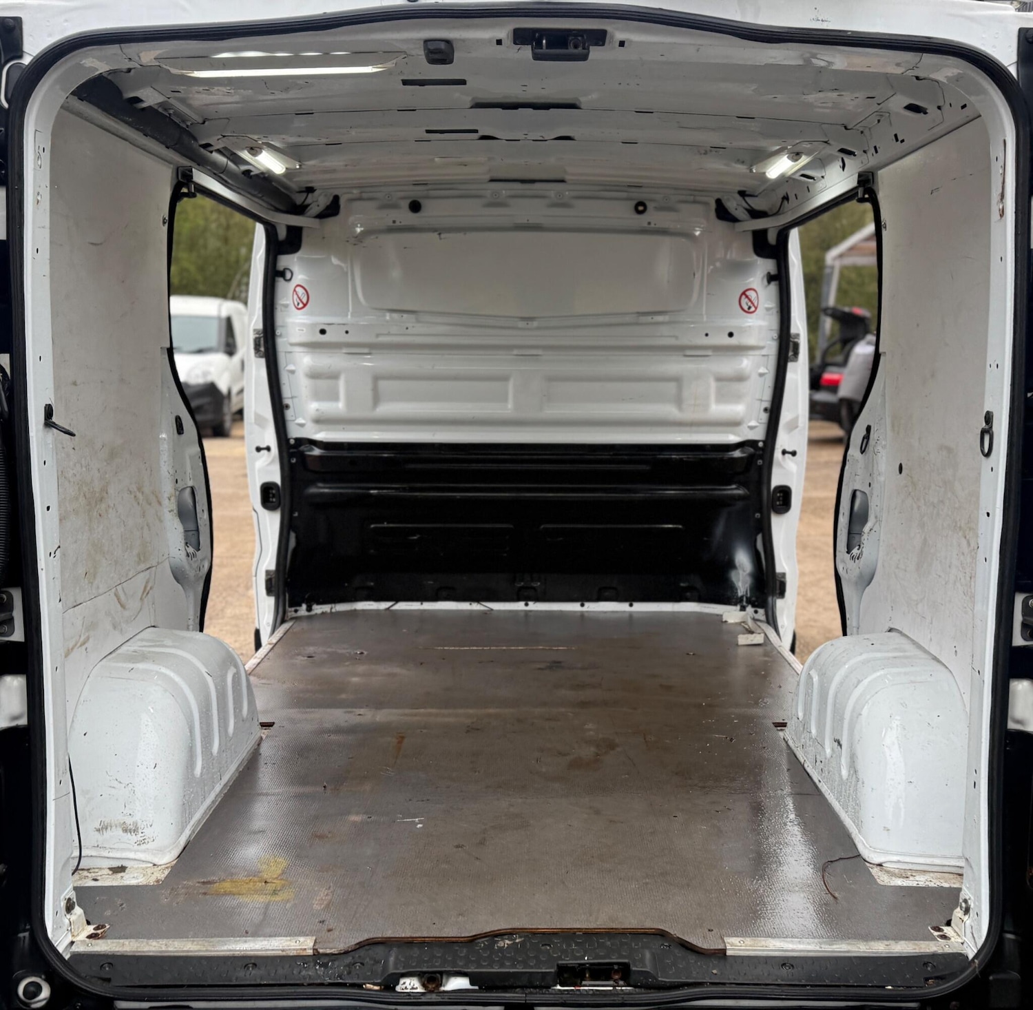 Used Vauxhall Vivaro for sale - 77789655: Photo 19