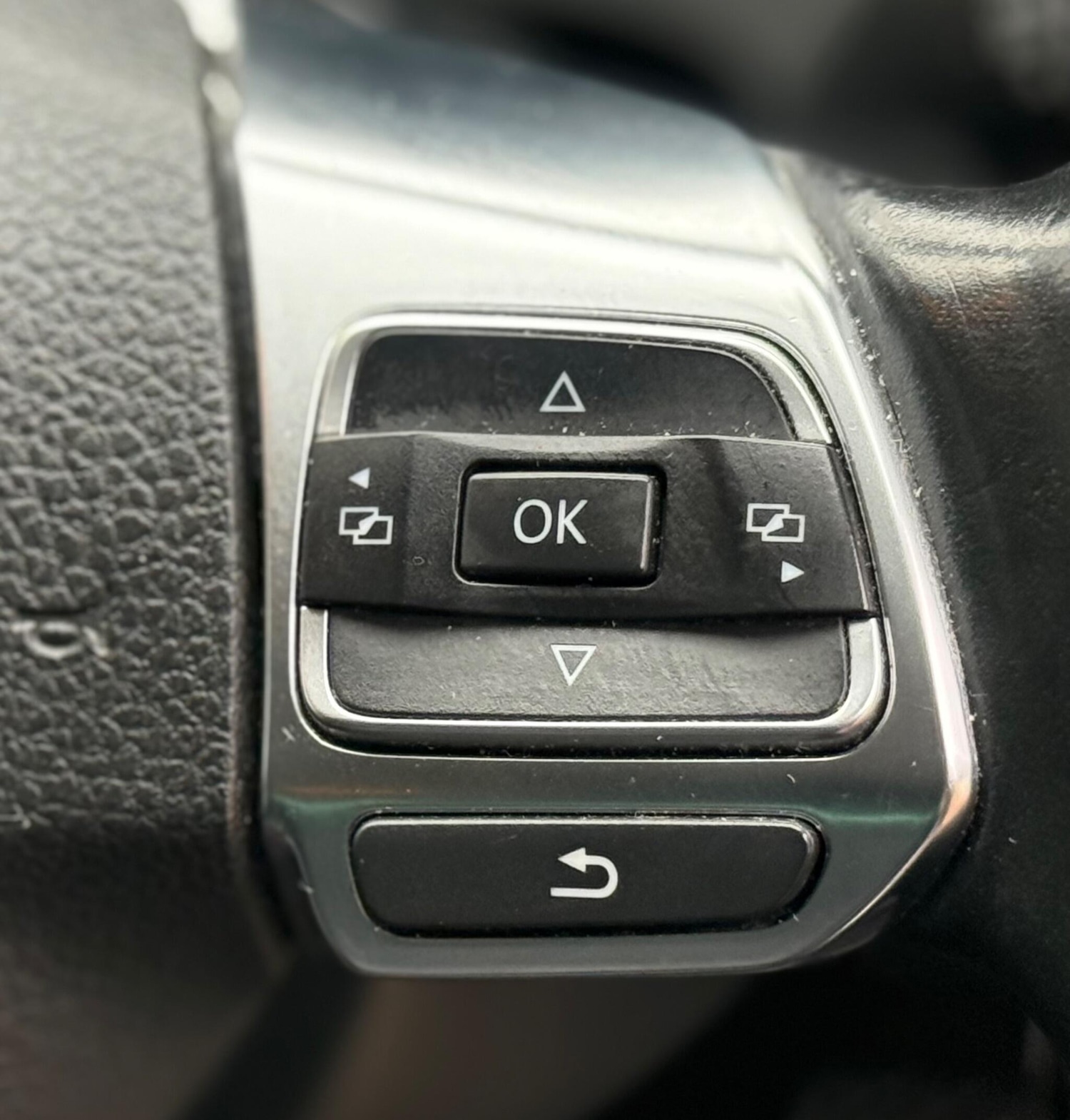 Used Volkswagen CC 2014 for sale - 76883919: Photo 42