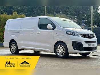 Vauxhall Vivaro feature image