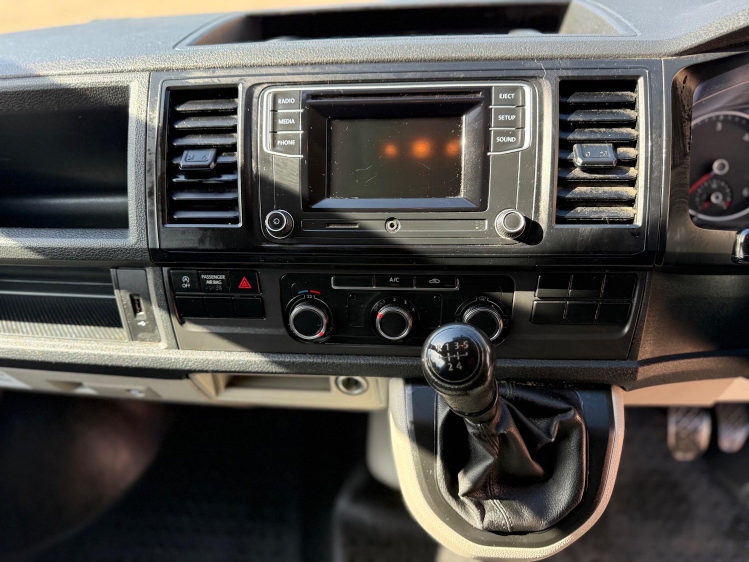 Used Volkswagen Transporter 2018 for sale - 77919035: Photo 17