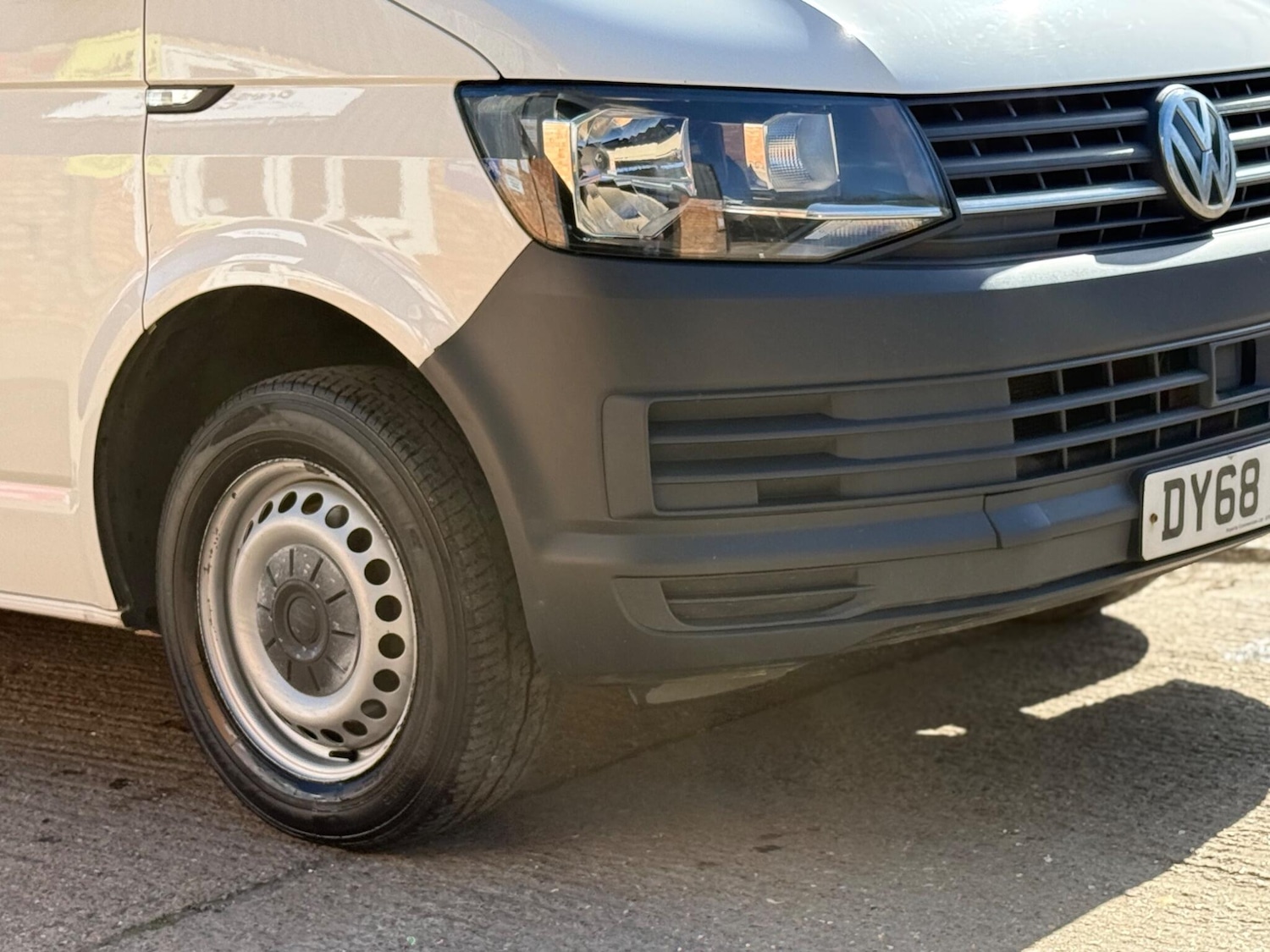 Used Volkswagen Transporter 2018 for sale - 77919035: Photo 22