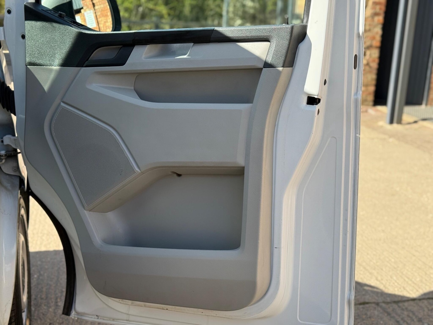 Used Volkswagen Transporter 2018 for sale - 77919035: Photo 34