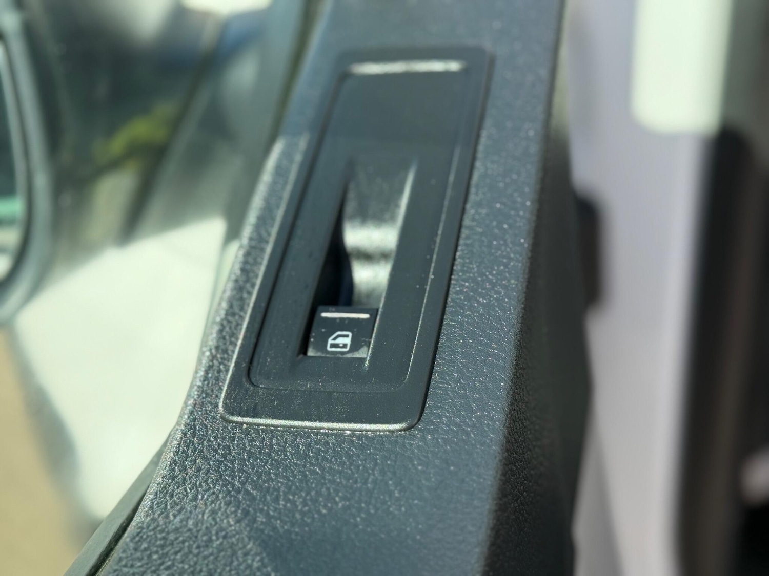 Used Volkswagen Transporter 2018 for sale - 77919035: Photo 35