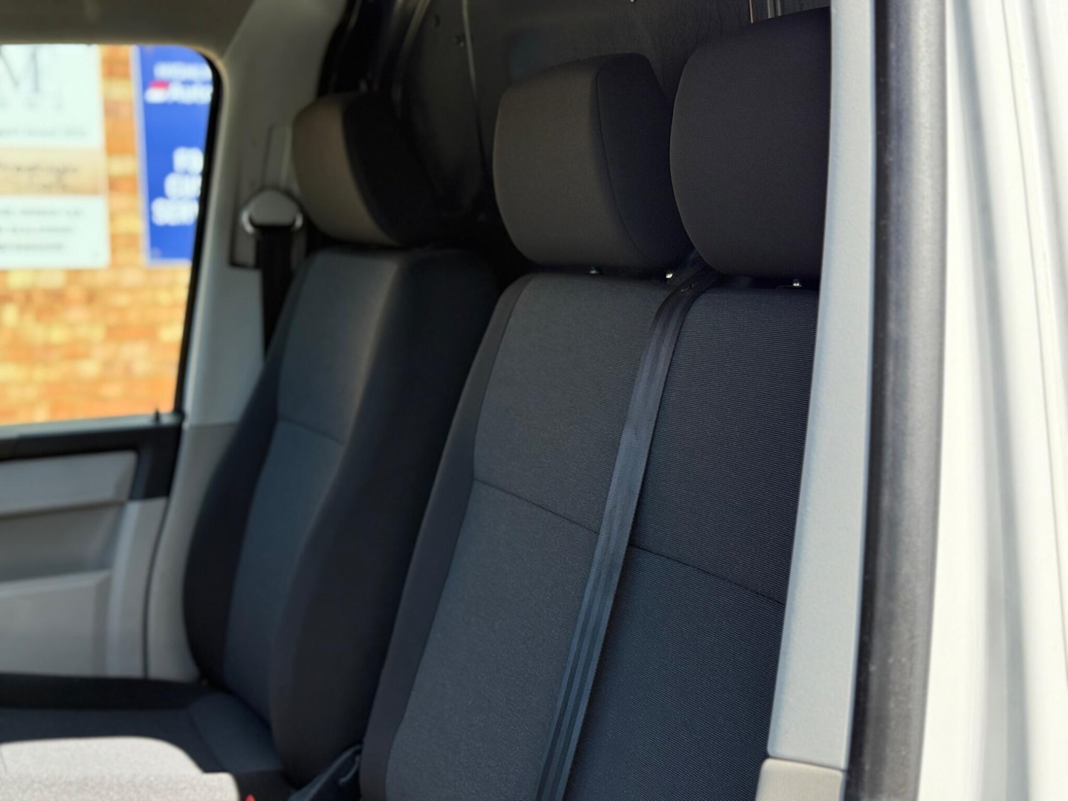 Used Volkswagen Transporter 2018 for sale - 77919035: Photo 37