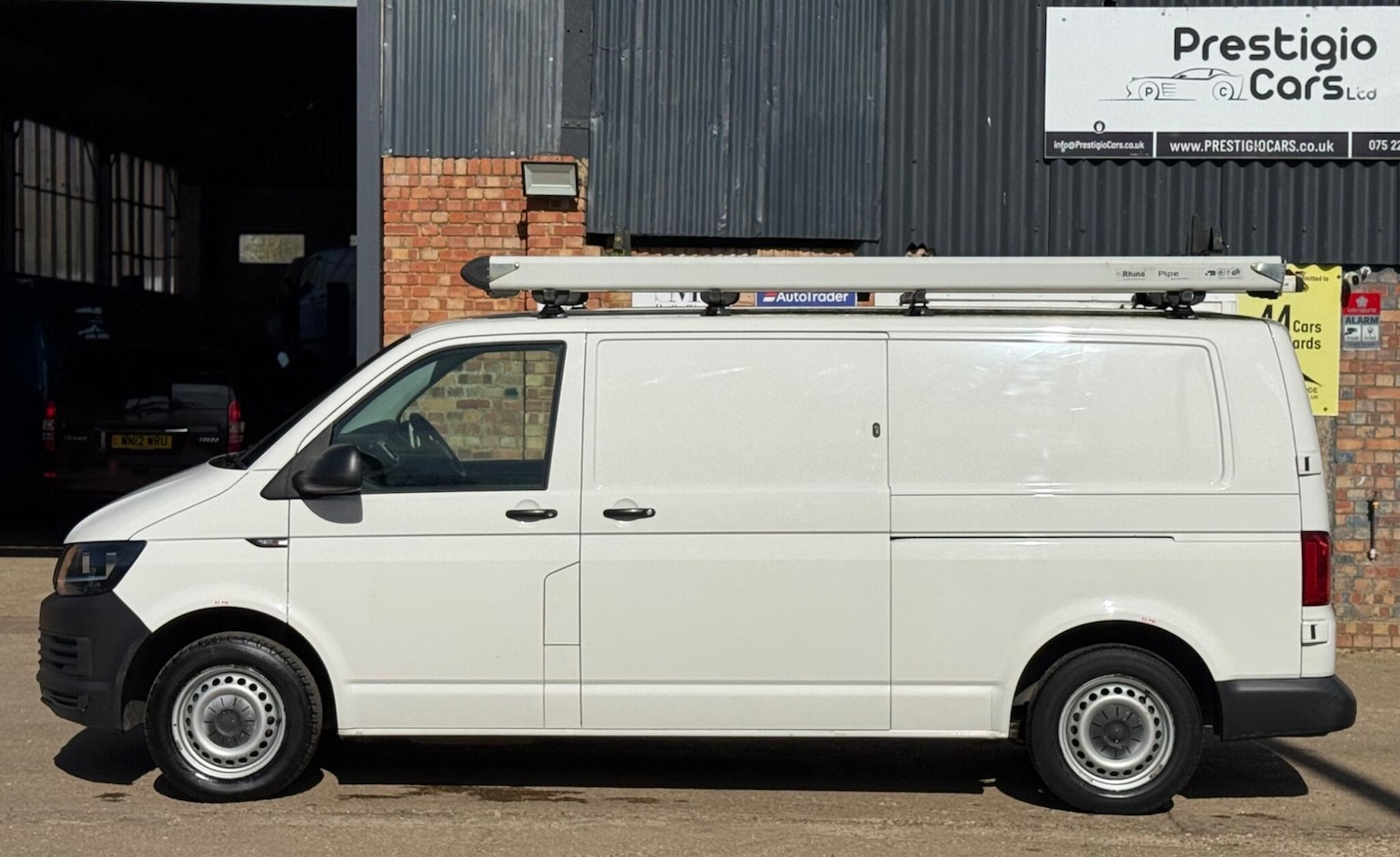 Used Volkswagen Transporter 2018 for sale - 77919035: Photo 5