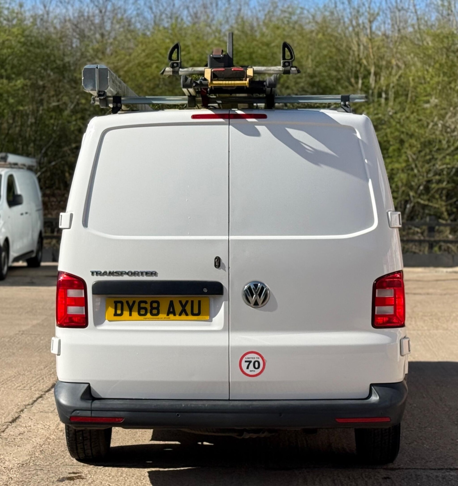 Used Volkswagen Transporter 2018 for sale - 77919035: Photo 9