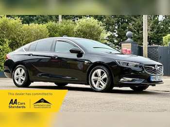 Used Vauxhall Insignia 2017 for sale - 78242256: Photo