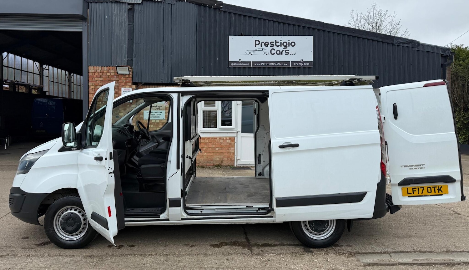 Used Ford Transit Custom 2017 for sale - 78124869: Photo 16