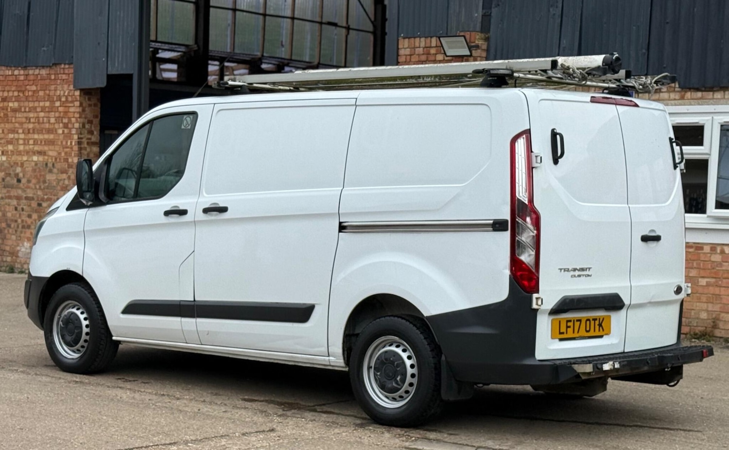 Used Ford Transit Custom 2017 for sale - 78124869: Photo 9