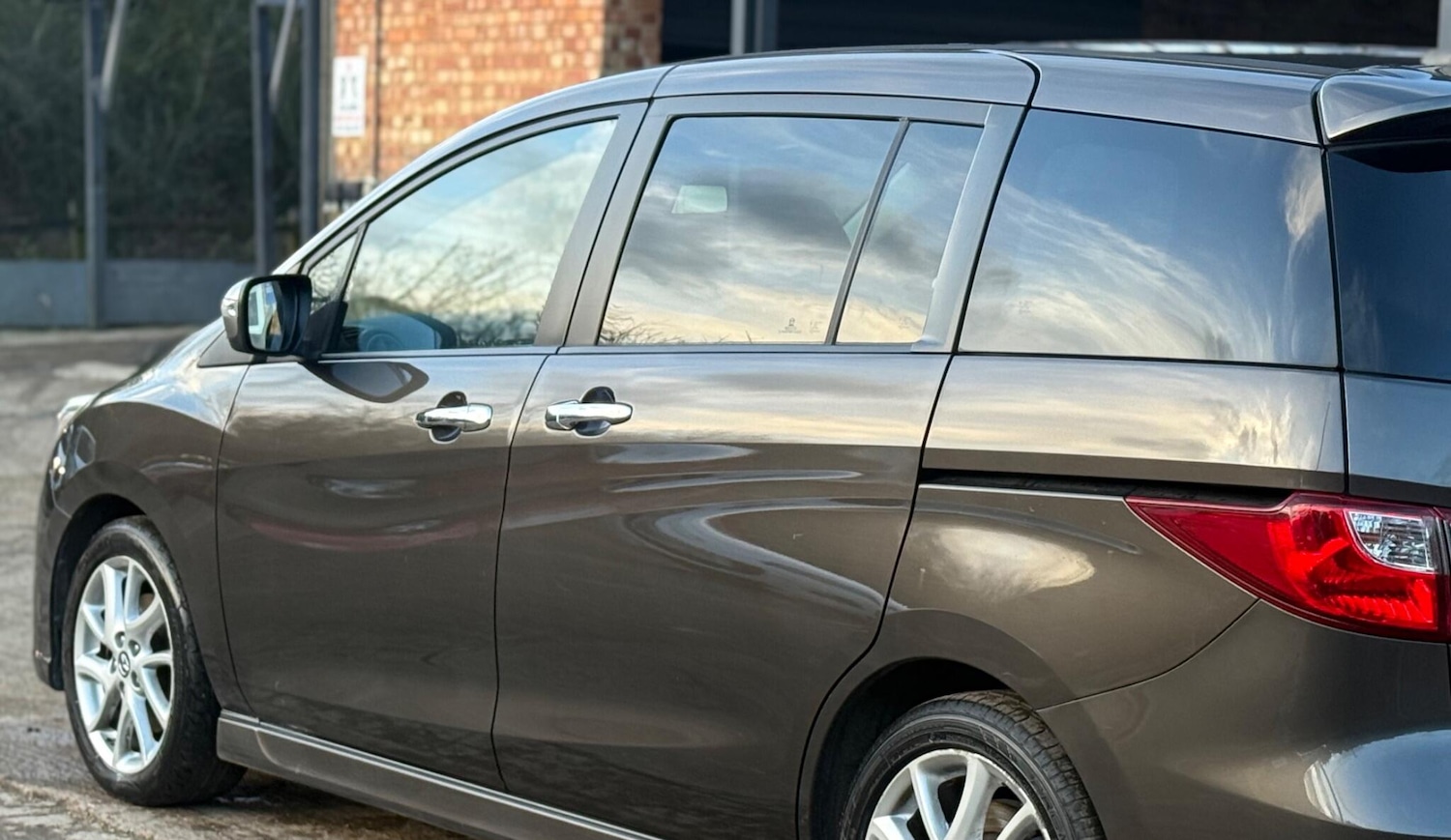 Used Mazda Mazda5 2015 for sale - 77849165: Photo 34