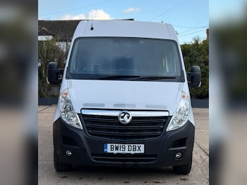 Vauxhall Movano feature image