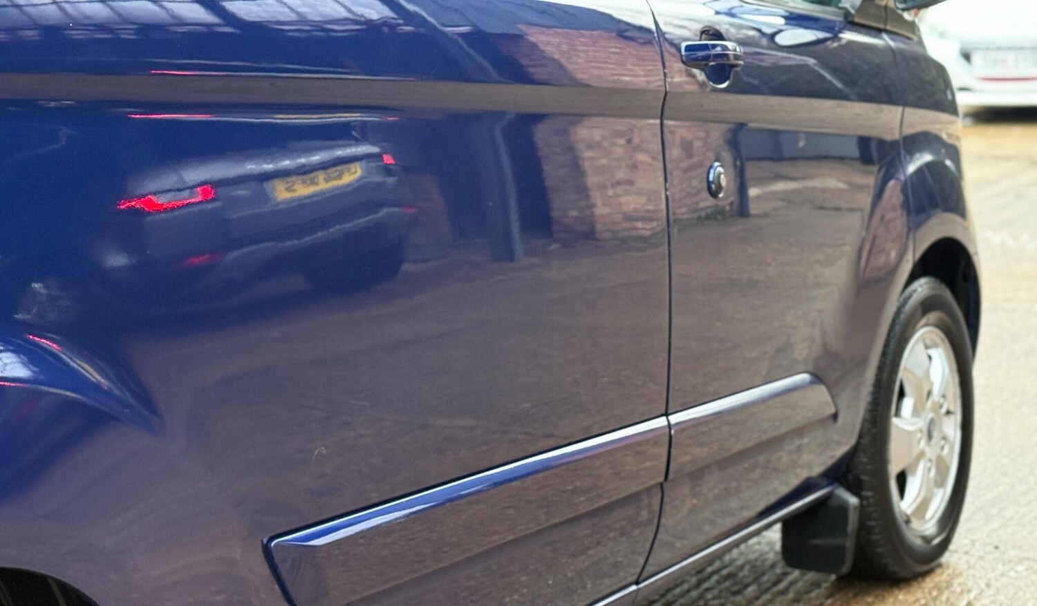 Used Ford Transit Custom 2017 for sale - 77287345: Photo 32