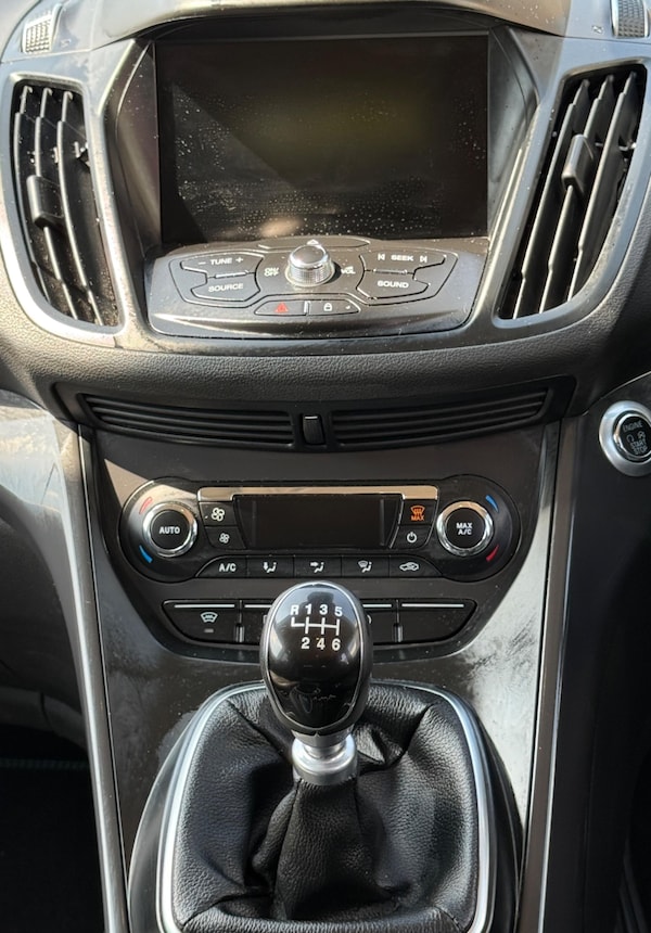 Used Ford Kuga 2016 for sale - 75556761: Photo 16