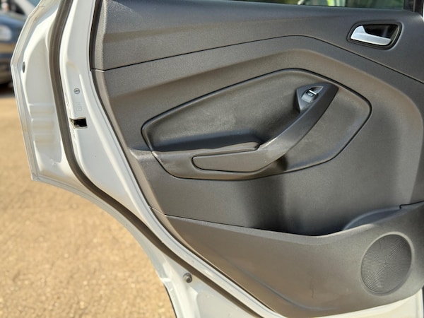 Used Ford Kuga 2016 for sale - 75556761: Photo 35