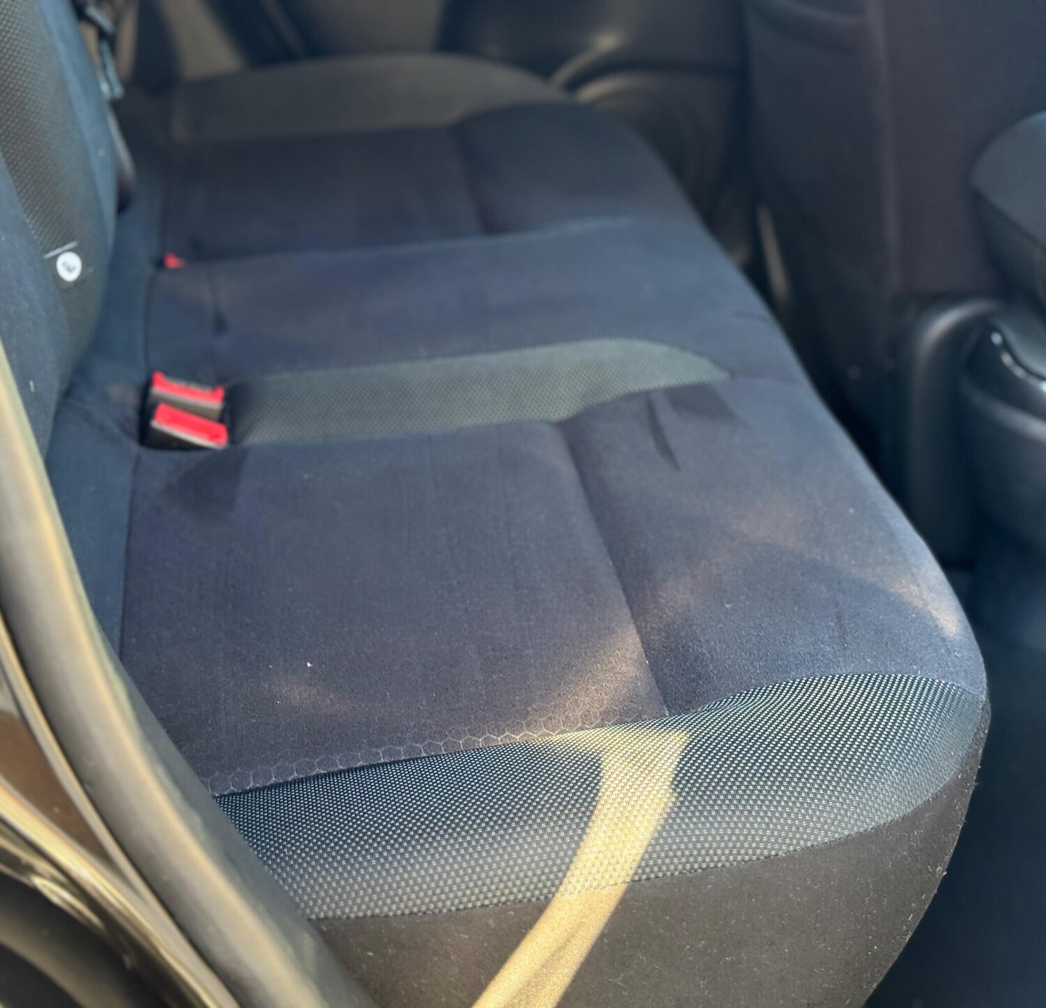 Used Nissan Juke 2015 for sale - 76346875: Photo 37