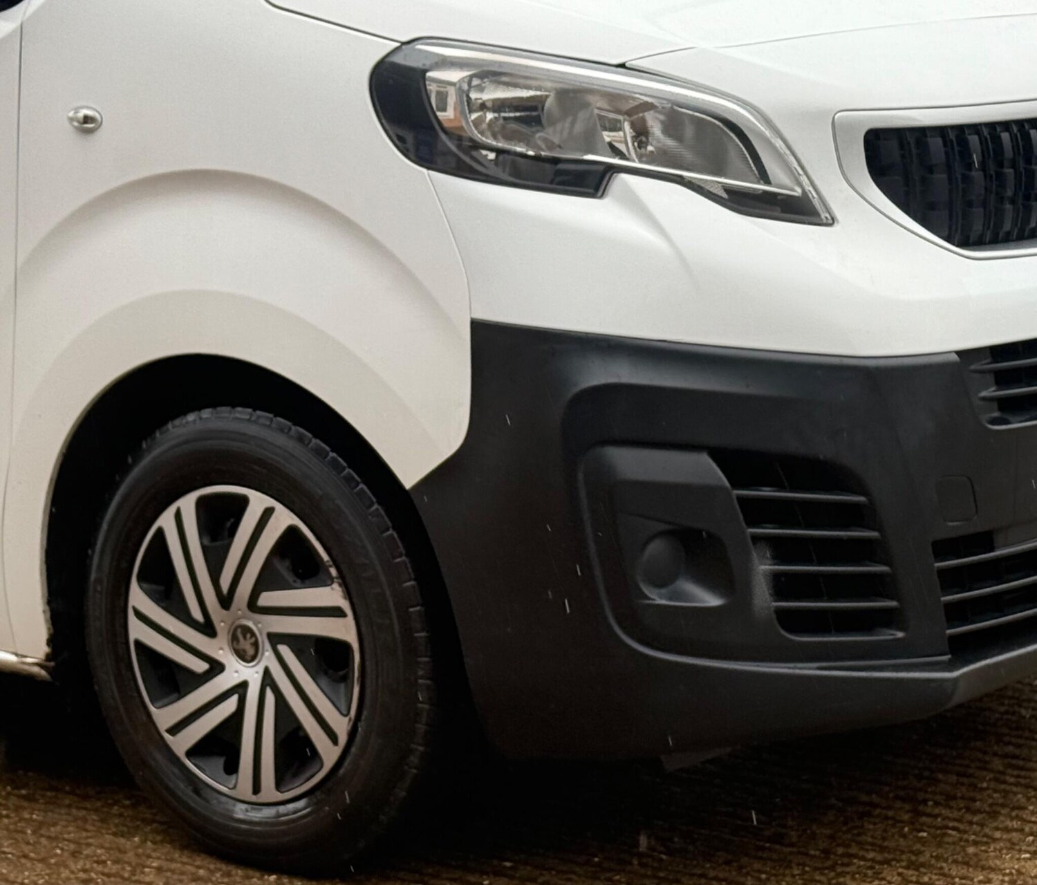 Used Peugeot Expert 2017 for sale - 77446277: Photo 24